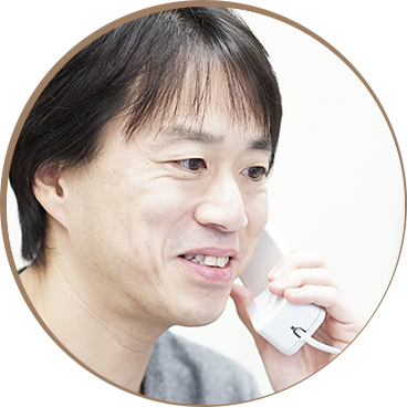 百足 顕士 MUKADE KENJI 専務取締役／営業統括部長